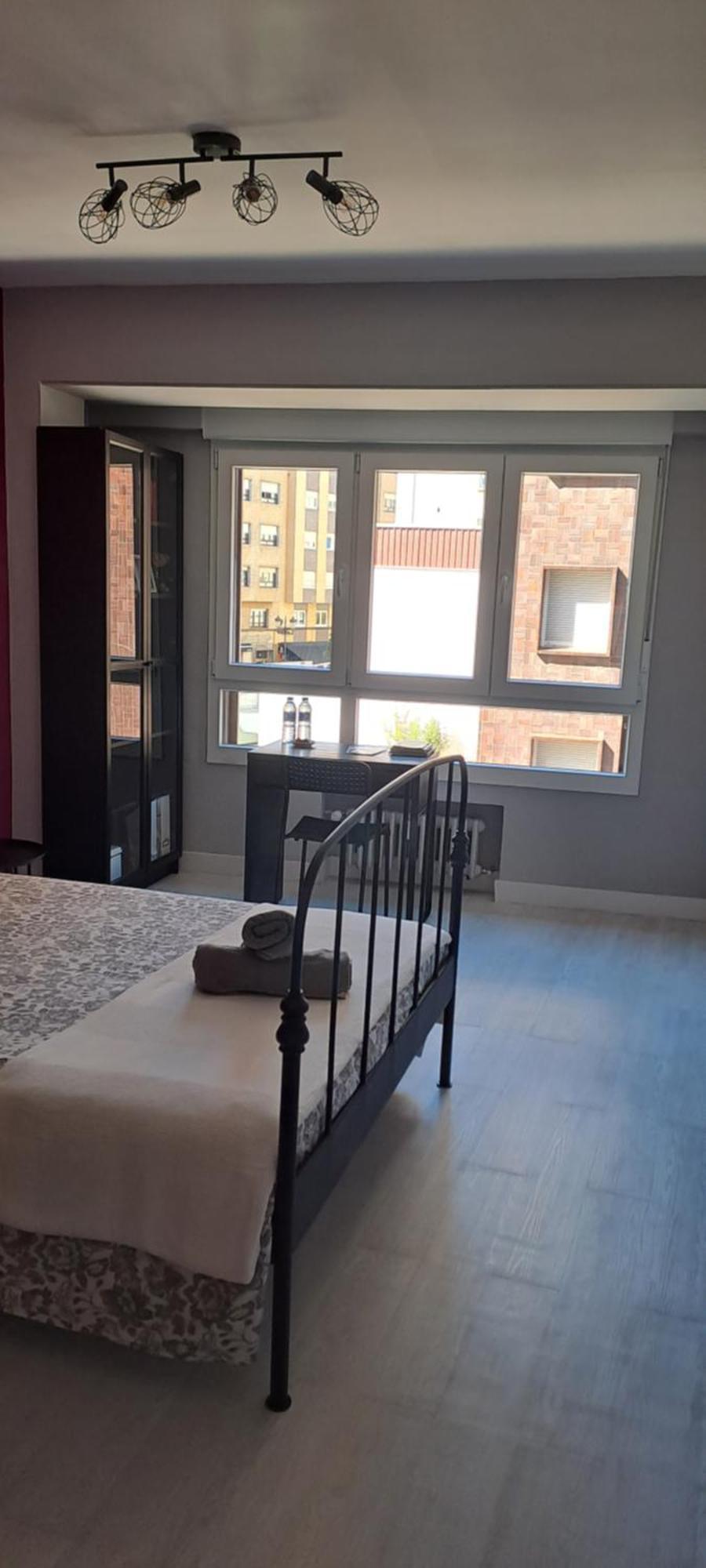 Ferienwohnung Habitacion Centro Bano Privado Piso Compartido Oviédo Exterior foto
